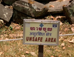 Signs in Hindi too!